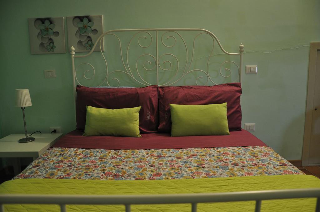 B&B Dimora Paolina Baschi Exterior photo